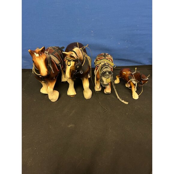 Set Of 4 Vintage Ceramic Horse Figurines With Harness Details By Stenco - Picture 1 of 4